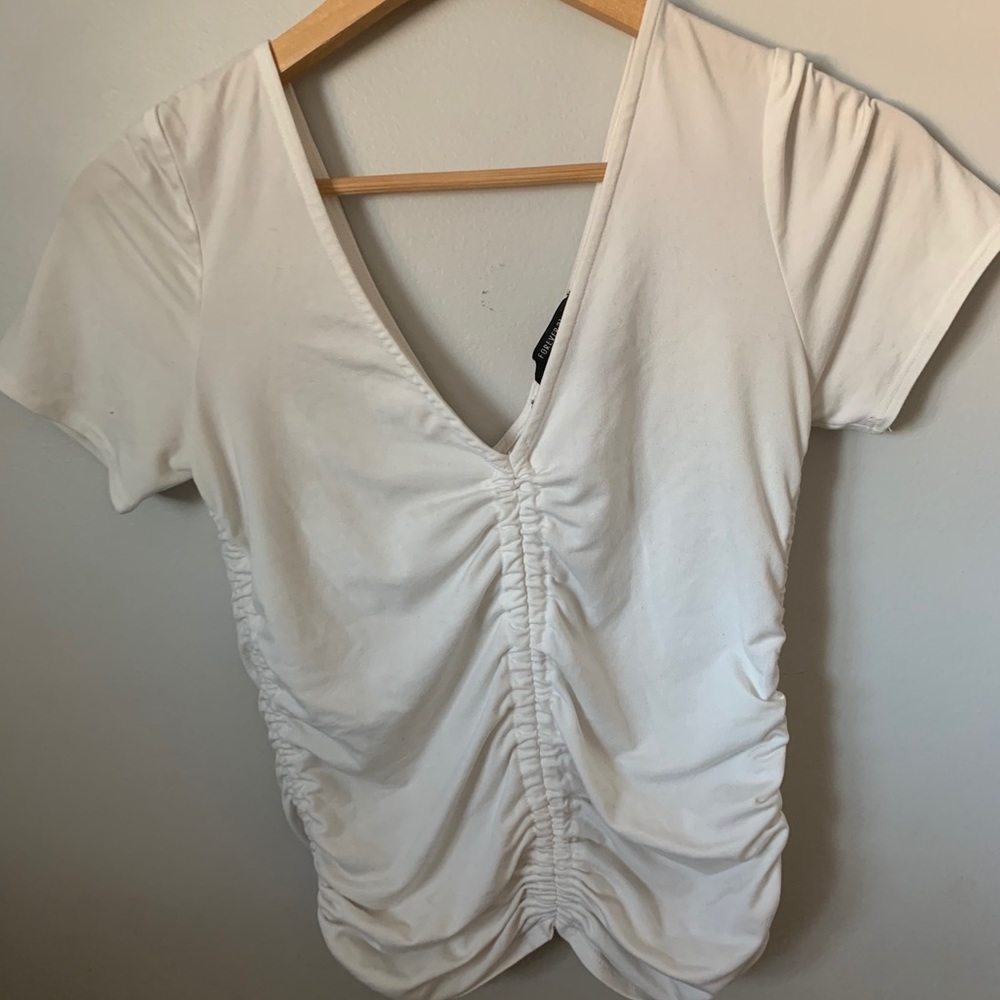 Ruched v neck shirt sleeve